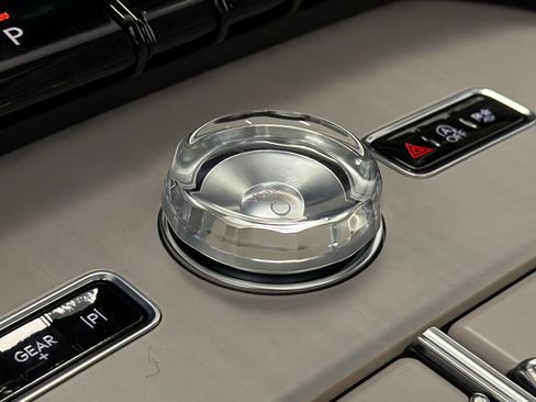 New 2026 Lincoln Navigator Reserve AWD/4WD image 33