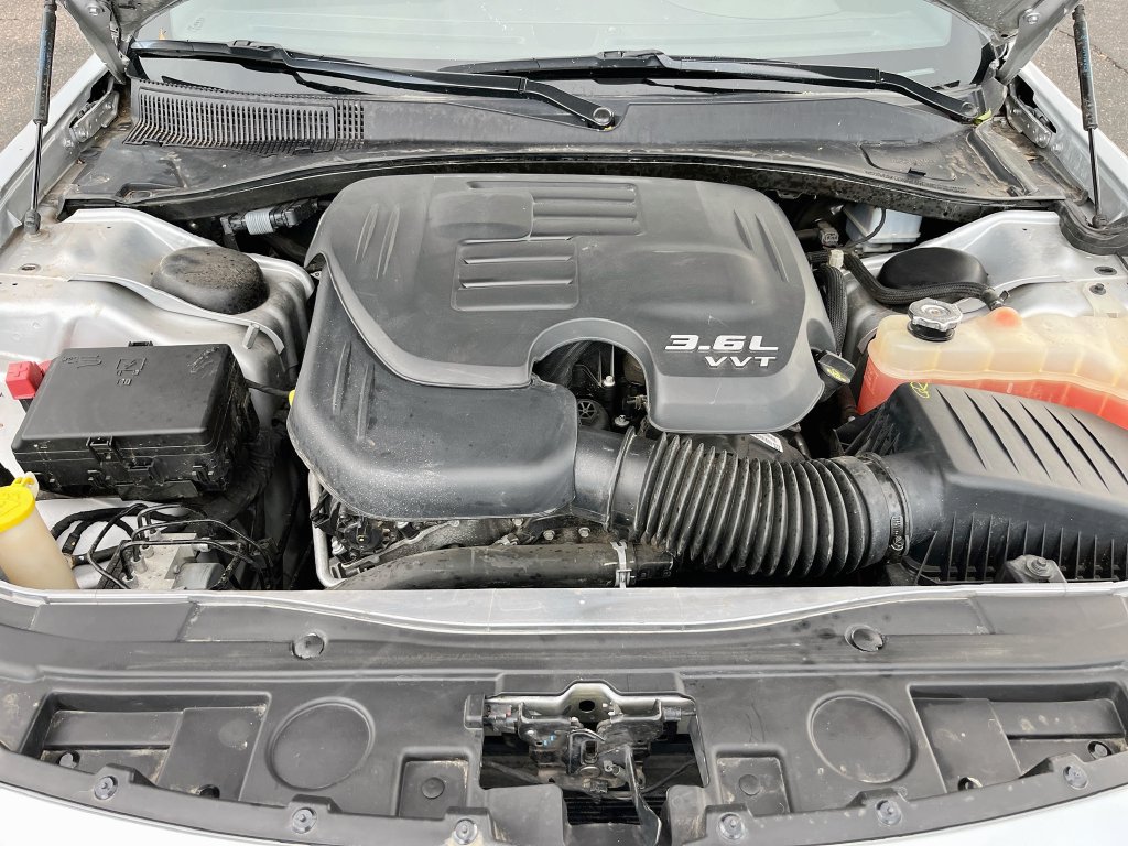 Used 2023 Chrysler 300 S RWD image 32
