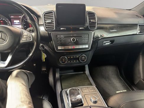 Used 2018 Mercedes-Benz GLE 43 AMG 4MATIC w/ Premium 2 Package image 13