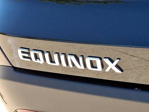 Used 2025 Chevrolet Equinox LT FWD image 31