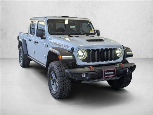 New 2026 Jeep Gladiator Mojave w/ Technology Group AWD/4WD image 6