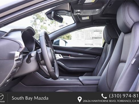 New 2026 MAZDA MAZDA3 Hatchback w/Premium Plus Pkg image 12