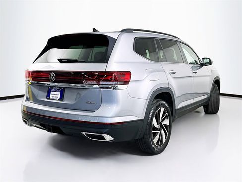 New 2026 Volkswagen Atlas SE image 7