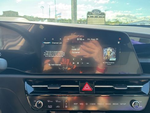 New 2025 Kia Niro EX w/ EX Cold Weather Package image 34