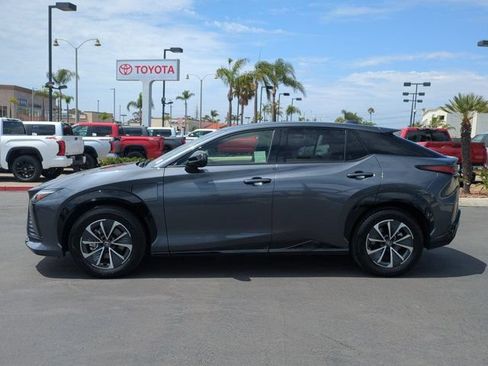 Used 2023 Lexus RZ 450e Premium w/ Technology Package AWD/4WD image 8