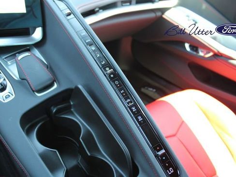 Used 2025 Chevrolet Corvette Stingray Coupe w/ 1LT RWD image 19
