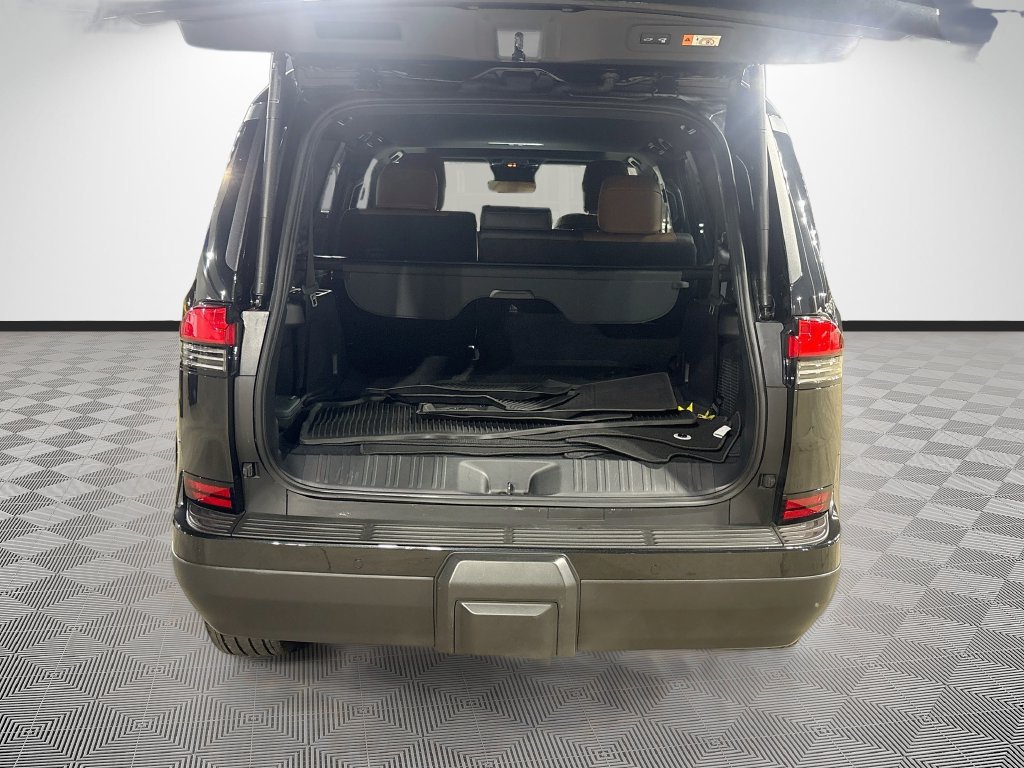 Used 2024 Lexus GX 550 w/ Cold Area Package AWD/4WD image 42