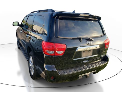 Used 2016 Toyota Sequoia Platinum AWD/4WD image 6