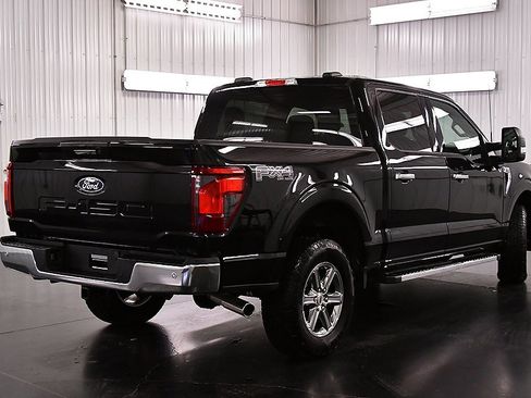 Used 2024 Ford F150 XLT w/ FX4 Off-Road Package image 7