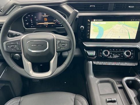 New 2026 GMC Sierra 3500 Denali w/ Denali Reserve Package AWD/4WD image 11