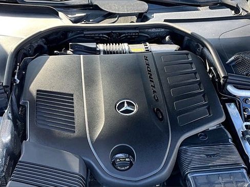 Used 2024 Mercedes-Benz S 580e 4MATIC Sedan image 32