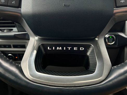 Used 2021 Ford F150 Limited AWD/4WD image 19