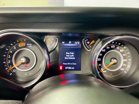 Used 2023 Jeep Wrangler Altitude image 22