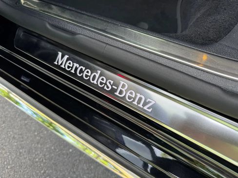 Used 2021 Mercedes-Benz S 580 4MATIC Sedan w/ AMG Line image 23