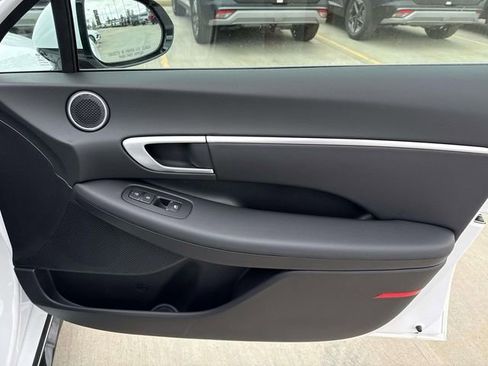 New 2026 Hyundai Sonata SEL FWD image 18