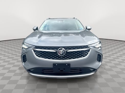 Certified 2022 Buick Envision Avenir w/ Technology Package II AWD/4WD image 3