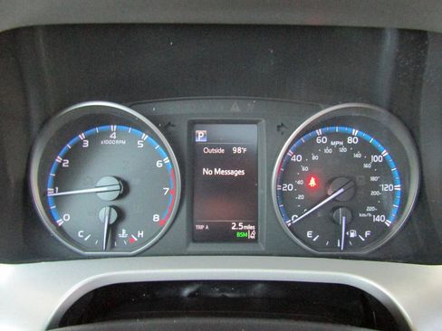 Used 2018 Toyota RAV4 Adventure w/ Plus Extra Value Package AWD/4WD image 15
