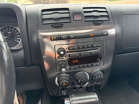 Used 2006 HUMMER H3 AWD/4WD image 17
