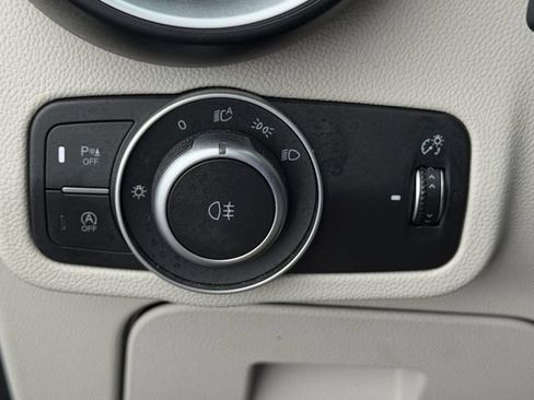 Used 2019 Alfa Romeo Stelvio RWD image 23