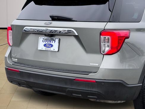 Used 2020 Ford Explorer XLT RWD image 39
