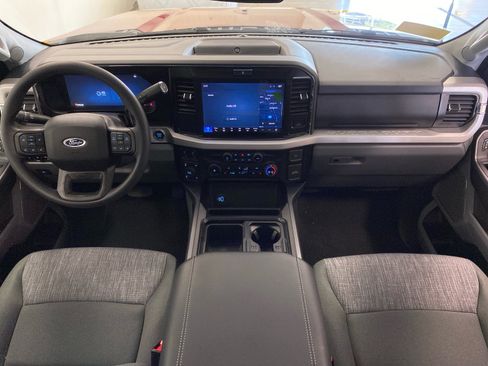 New 2026 Ford F250 XLT w/ XLT Premium Package AWD/4WD image 10