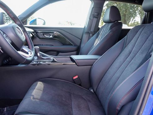 New 2025 Acura ADX A-Spec image 11