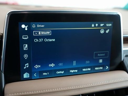 Used 2024 Chevrolet Suburban Premier image 31