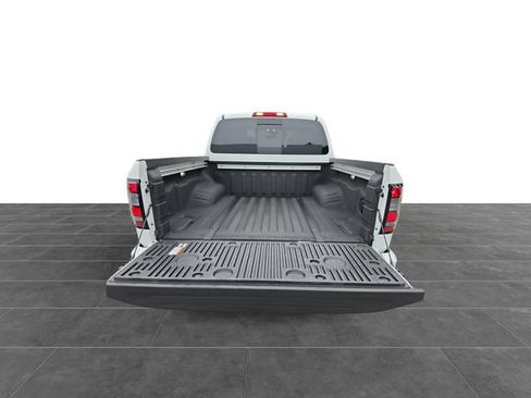 New 2026 Nissan Frontier SV AWD/4WD image 18