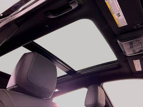 New 2026 Cadillac XT5 Sportv image 15