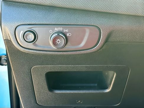Used 2025 Chevrolet TrailBlazer ACTIV w/ Convenience Package FWD image 10