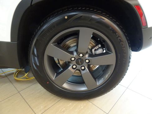 New 2026 Land Rover Defender 110 S image 29