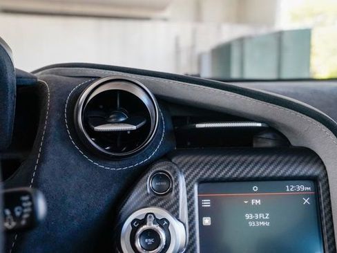 Used 2021 McLaren 765LT image 70