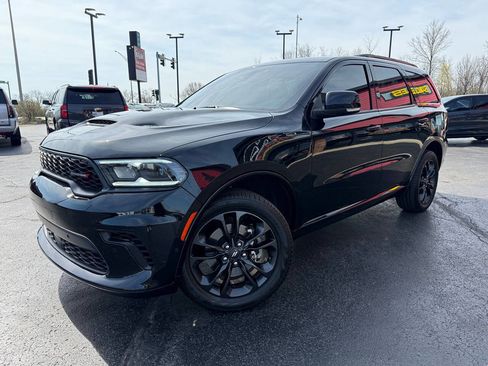 Used 2024 Dodge Durango GT AWD/4WD image 3