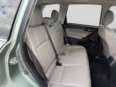 Used 2016 Subaru Forester 2.5i Limited AWD/4WD image 18