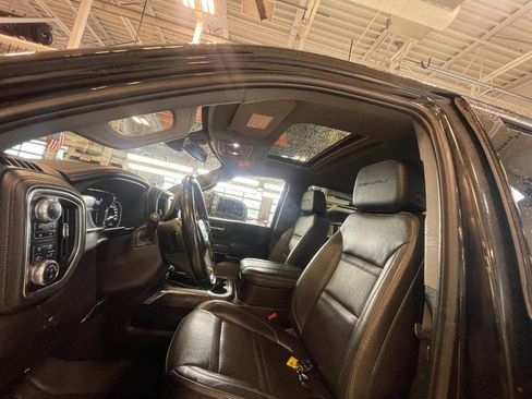 Used 2023 GMC Sierra 2500 Denali image 21