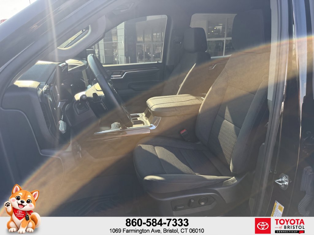 Used 2024 Chevrolet Silverado 1500 LT Trail Boss w/ Protection Package AWD/4WD image 19