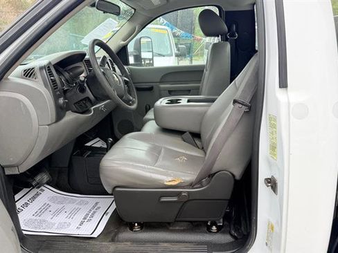 Used 2011 Chevrolet Silverado 2500 W/T AWD/4WD image 35