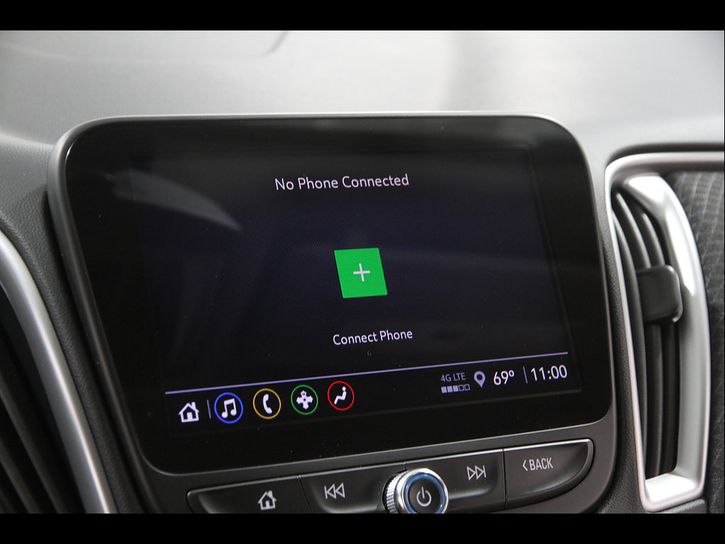 Used 2022 Chevrolet Malibu LT FWD image 12