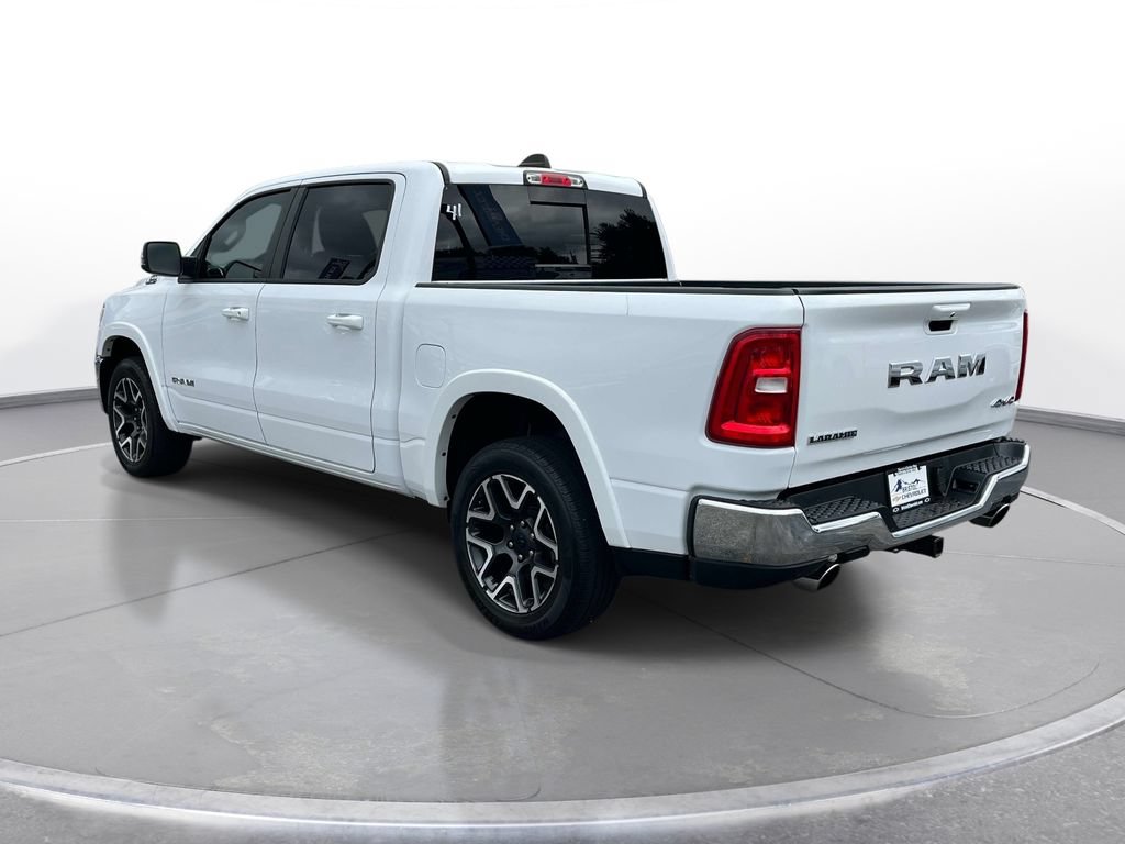 Used 2025 RAM 1500 Laramie AWD/4WD image 7