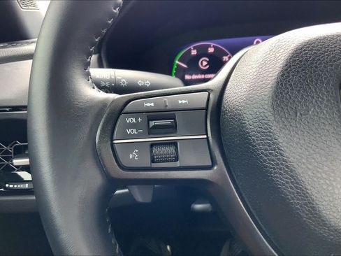 Used 2025 Honda Accord Sport image 24