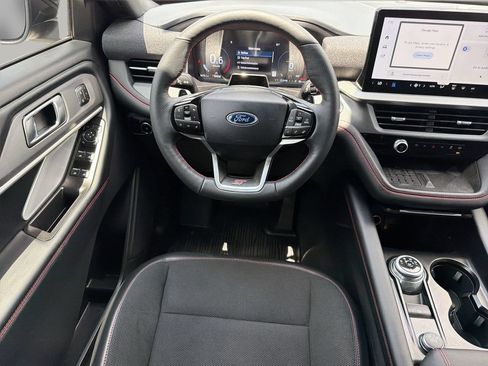 Used 2025 Ford Explorer ST w/ Sun And Sound Package AWD/4WD image 15