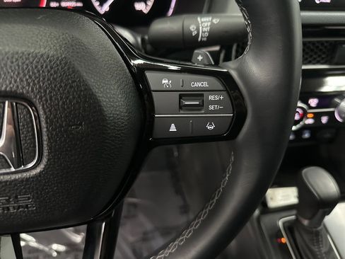 Used 2025 Honda Civic Sport image 16