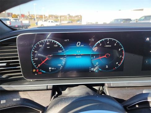 Used 2020 Mercedes-Benz GLE 350 4MATIC image 11