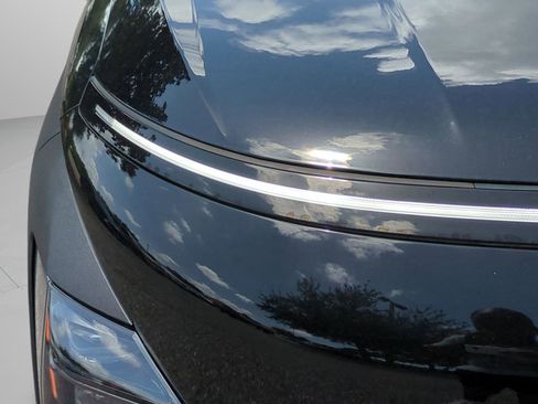 New 2025 Hyundai Kona SEL FWD image 9