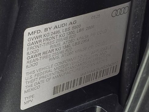 Used 2025 Audi Q5 Prestige w/ 20" Wheel Package AWD/4WD image 39