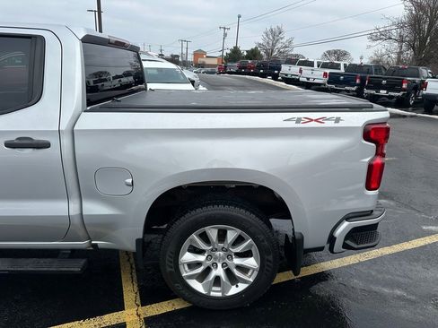 Used 2021 Chevrolet Silverado 1500 Custom image 15