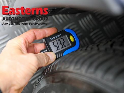 Used 2025 Toyota Camry LE w/ Convenience Package image 26