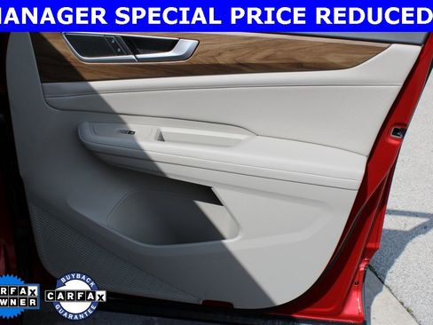 Certified 2024 Volkswagen Atlas SE image 26