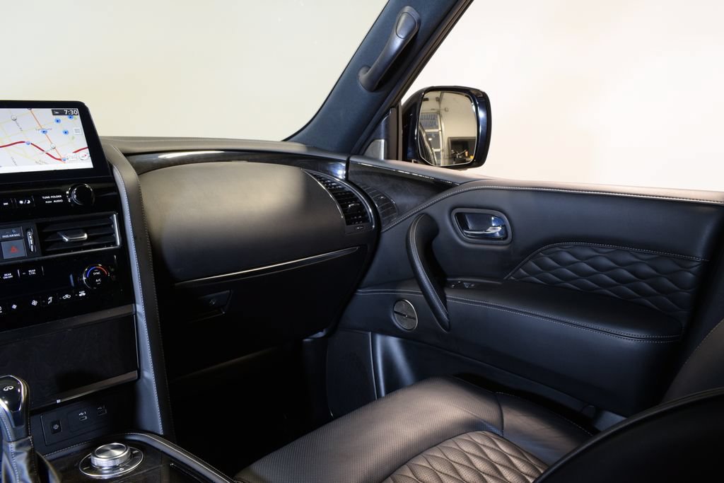 Certified 2024 INFINITI QX80 Sensory AWD/4WD image 18