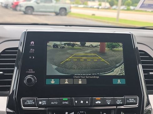 Used 2023 Honda Odyssey Sport image 20
